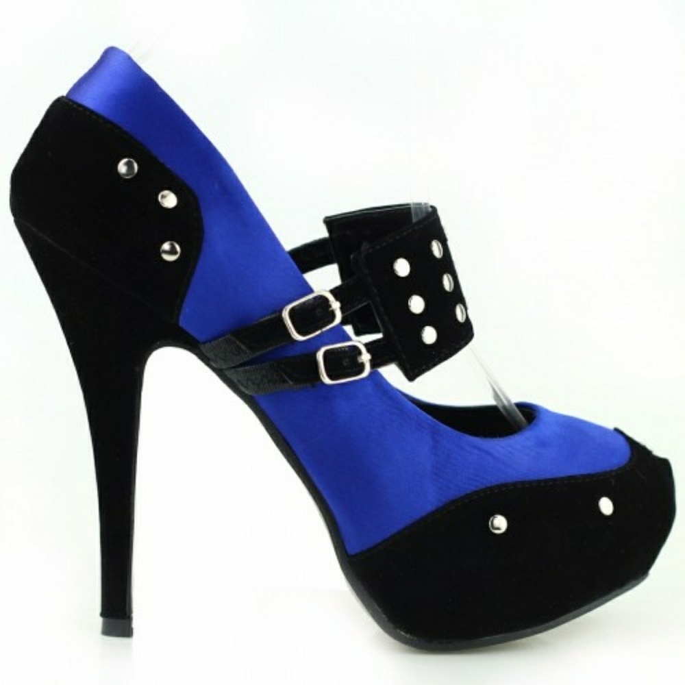 NWOB Blue Sateen Gothic Show Story Shoes sz 8